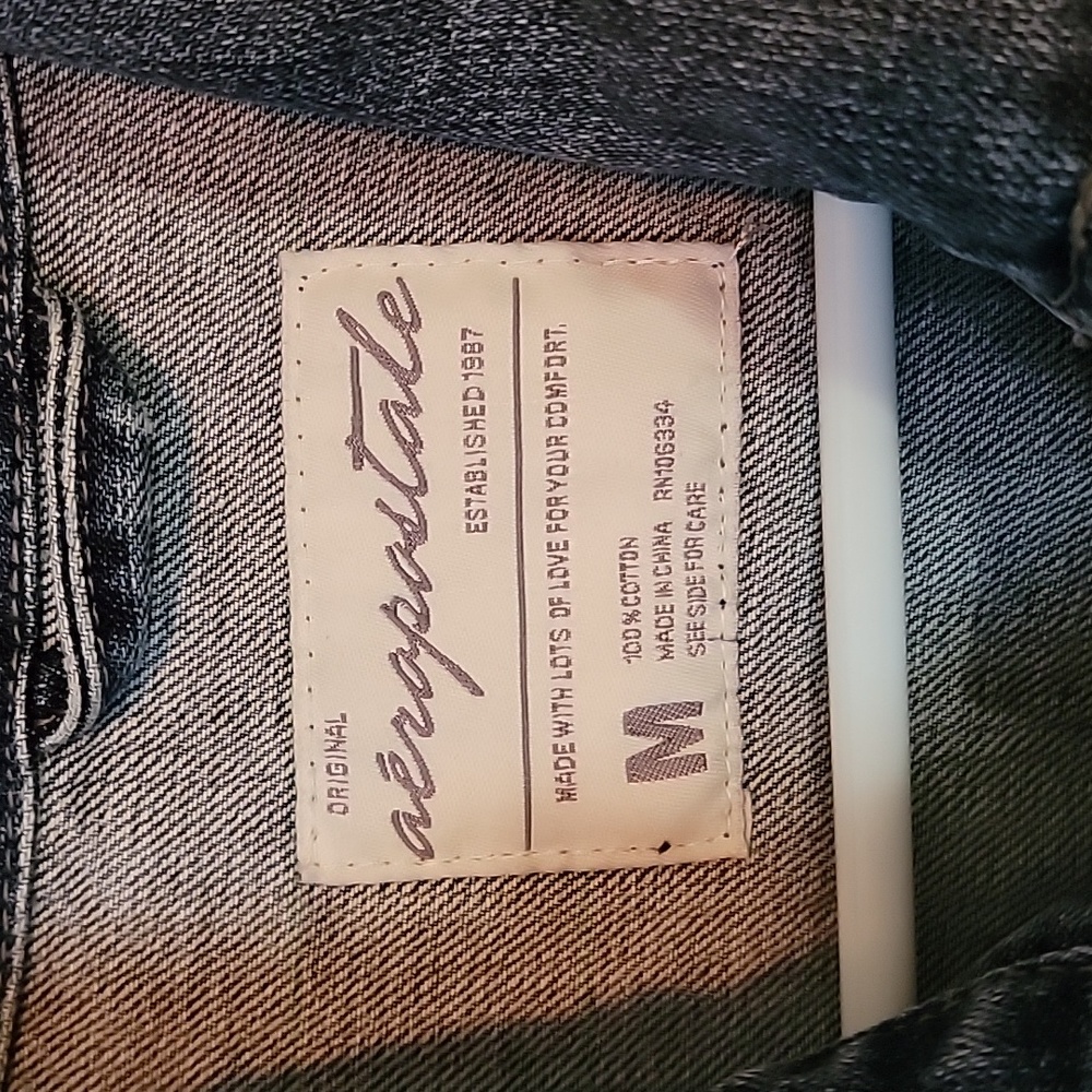 Aeropostale women's distressed jean jacket M - Picture 3 of 12